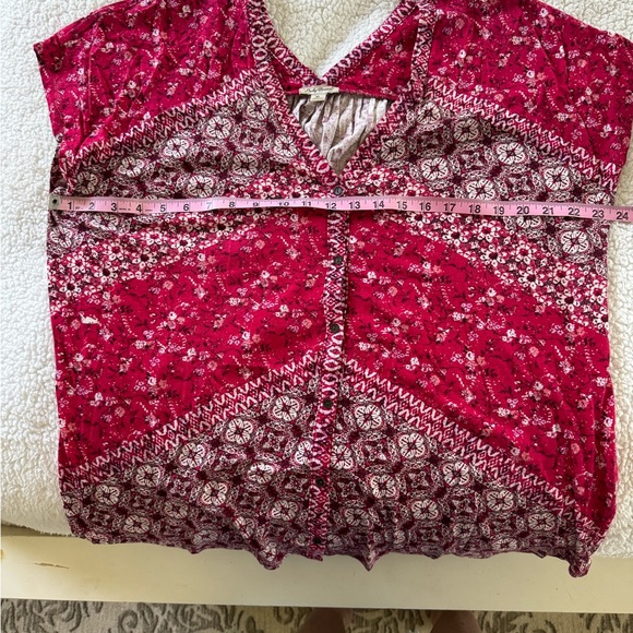 Lucky Brand V-Neck Bandana Print Size XL - Picture 7 of 7